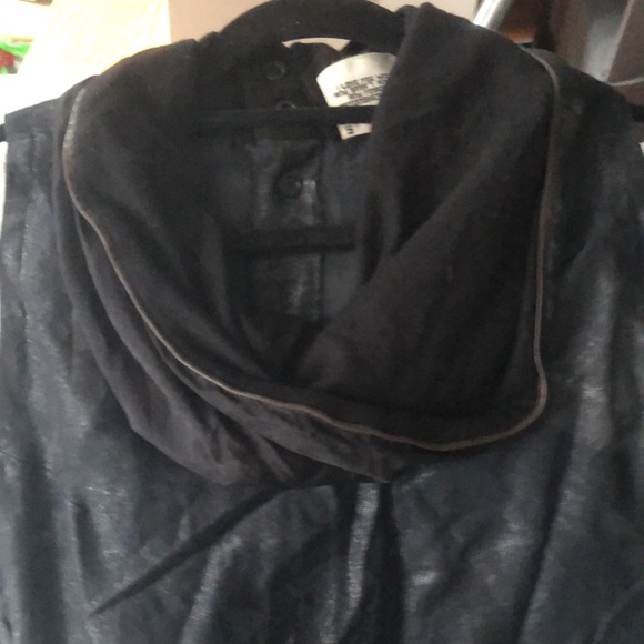 I’OGAN Designer Sheer Blouse - Picture 6 of 7